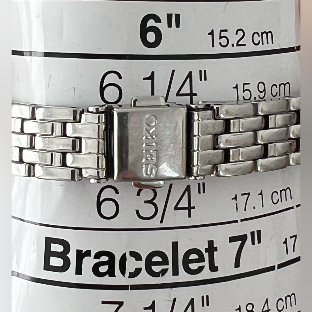 Seiko Solar Luxury Ladies Watch Black Rectangular Dial Stainless Bracelet - Picture 14 of 14